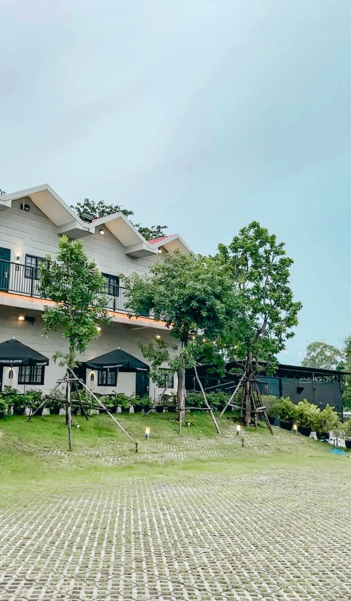 Macchiato Resort Savannakhet Opposite Thai Embassy Zewnętrze zdjęcie